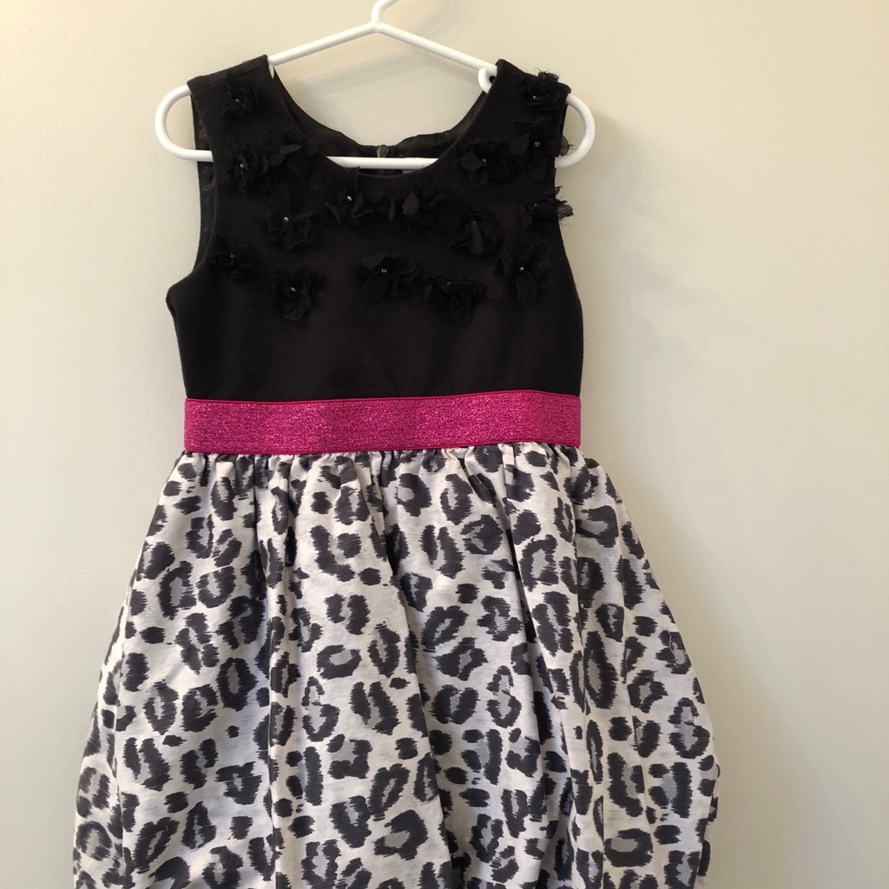 Girls clothes size 6-8 - Picture 15 of 16